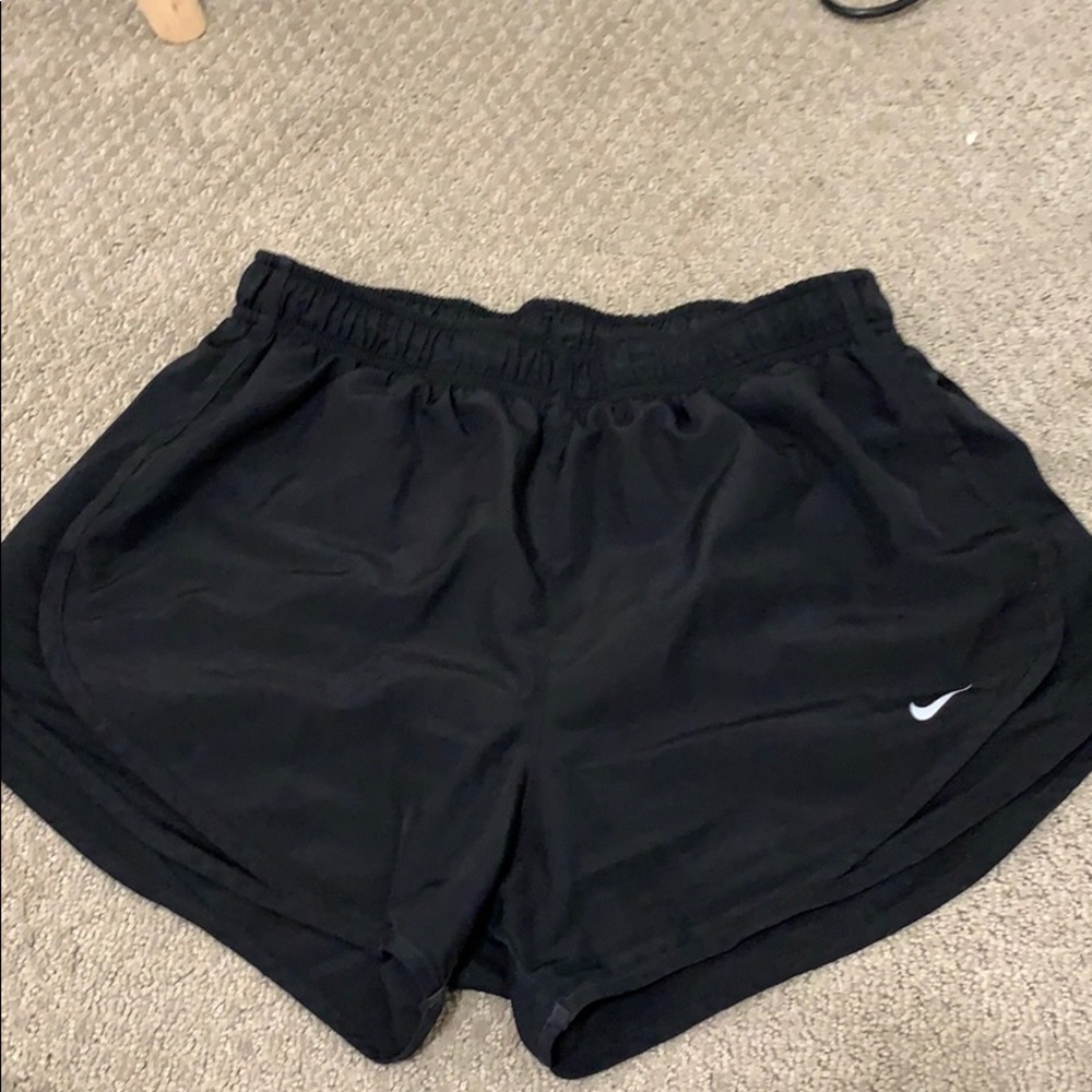 women’s nike shorts